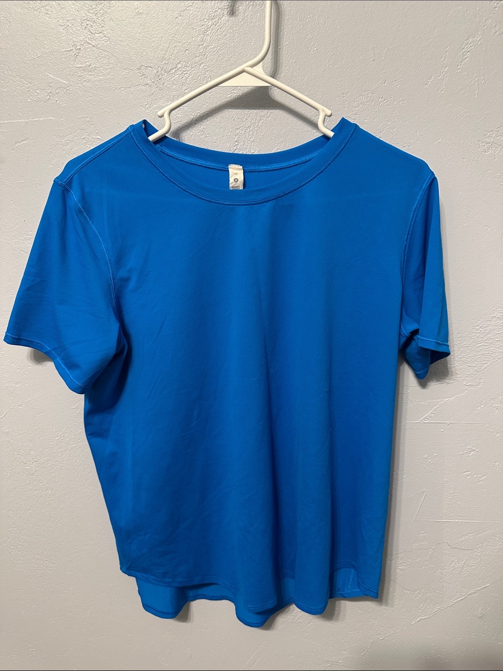 Lululemon Short Sleeve Performance T-Shirt - Blue